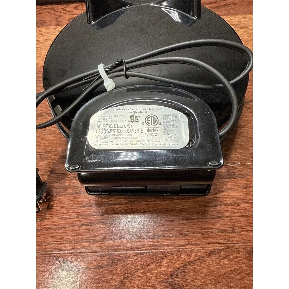 Star Wars Darth Vader Vs Obi Wan Kenobi Waffle Maker Disney Uncanny Brands